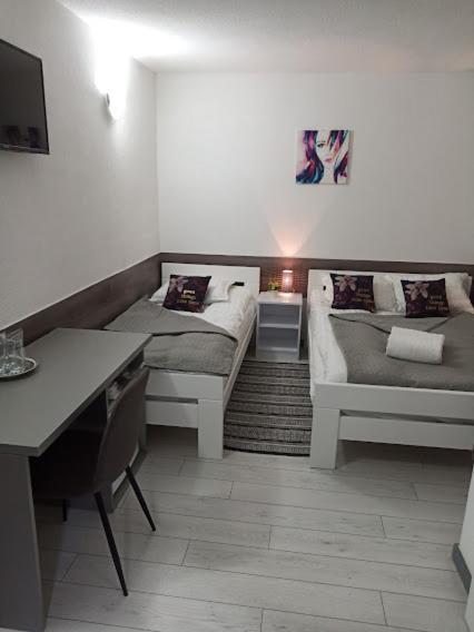 Relax Mm Banja Luka Hotell Eksteriør bilde